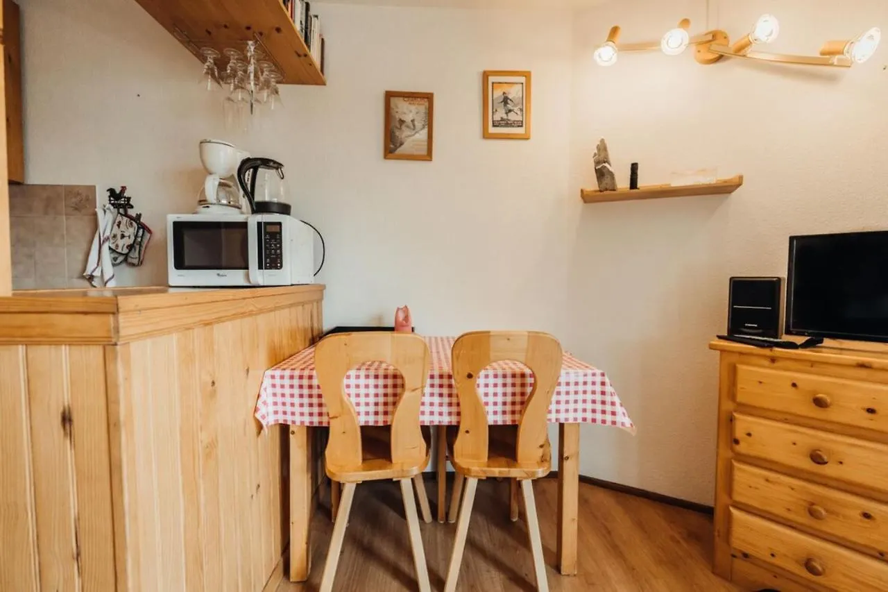 Appartement Furnished Studio At The Foot Of The Slopes With A Balcony & Mountains View à Saint-Gervais-les-Bains 0*,