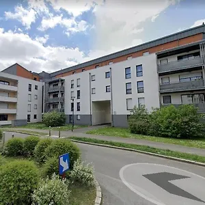 Superbe 3 Avec Grande Terrasse , Bruz France